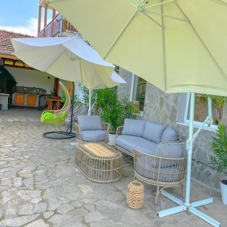 Guest House Au Nature Golyama Zhelyazna ภายนอก รูปภาพ