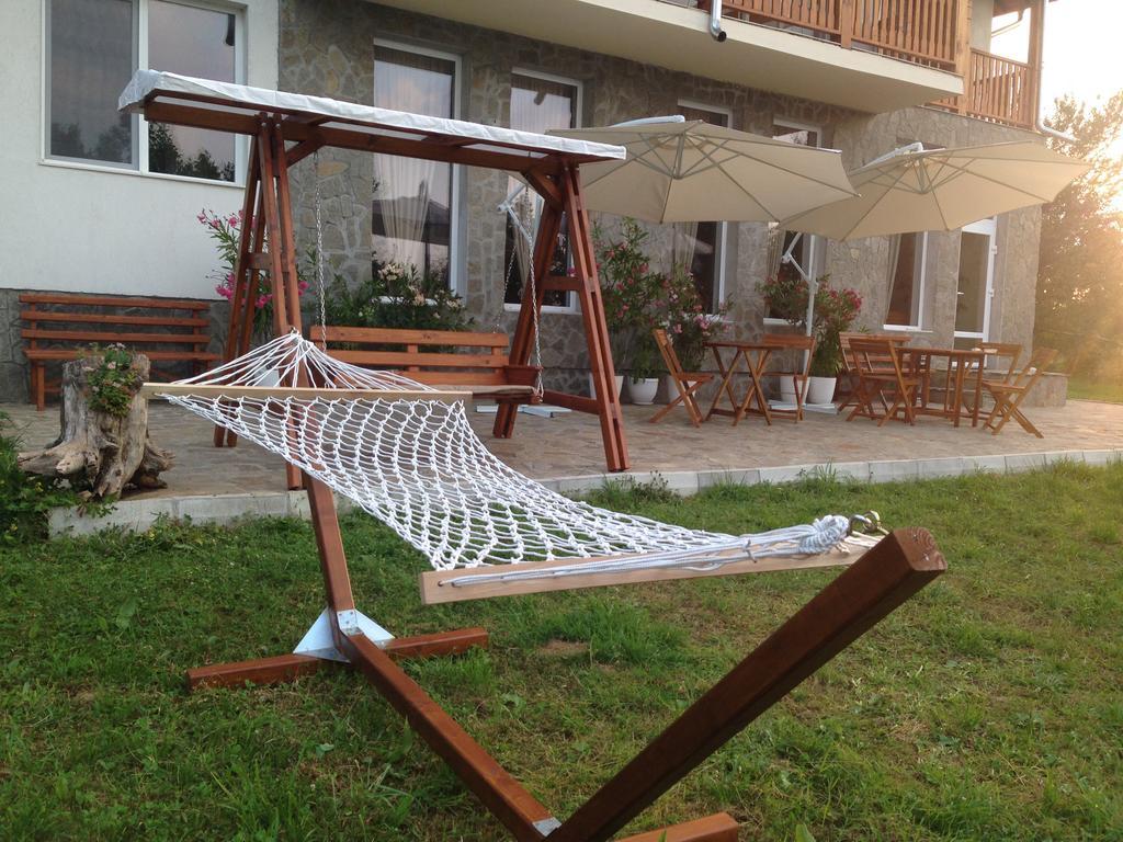 Guest House Au Nature Golyama Zhelyazna ภายนอก รูปภาพ